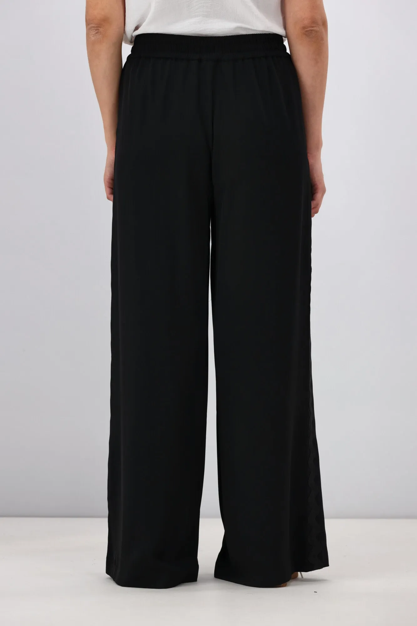 Gloss the Label Shayleigh Ric Rac Pant Black