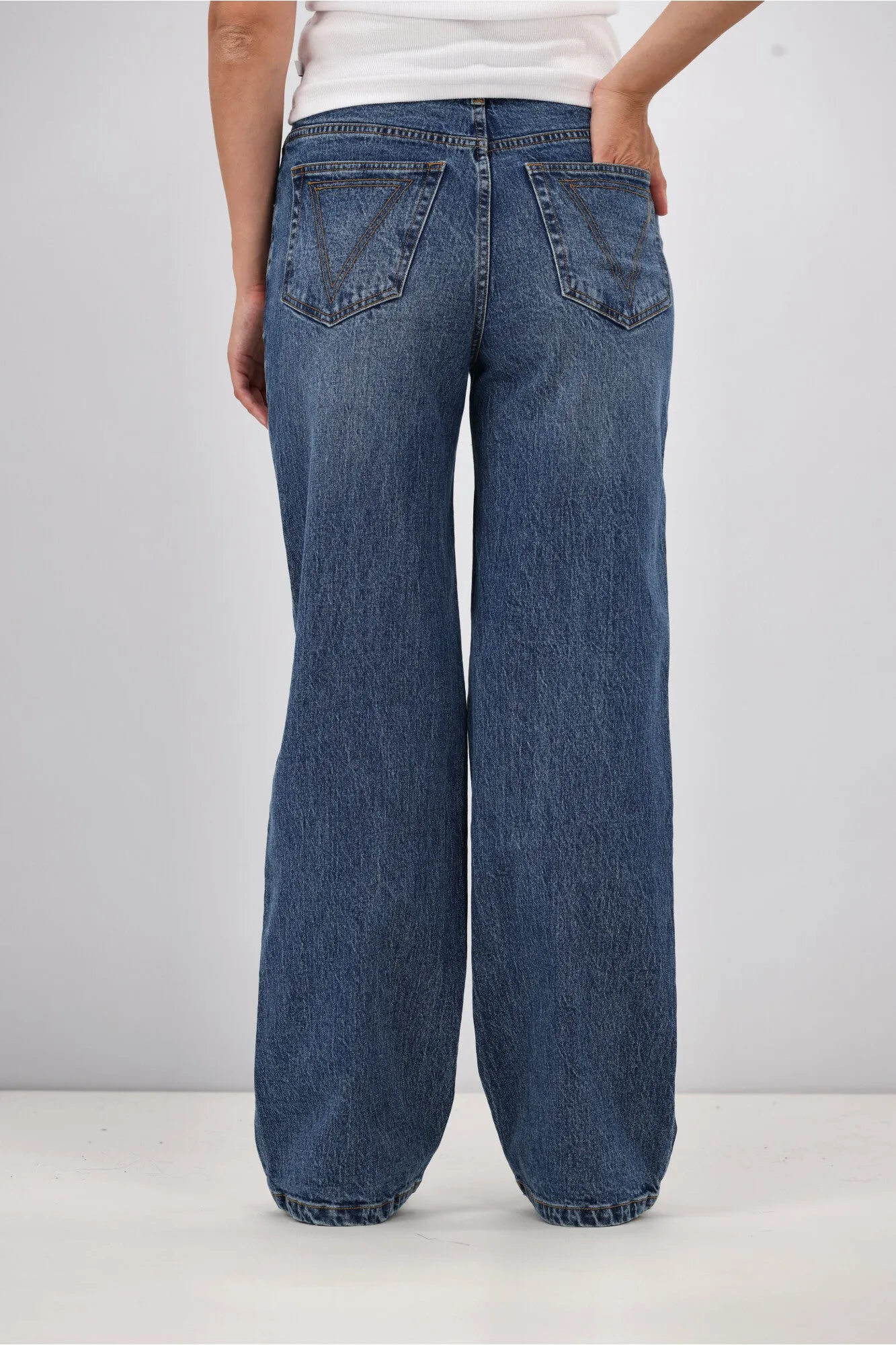 Shine On Label Chapel Classic Wide Leg Jeans Indigo