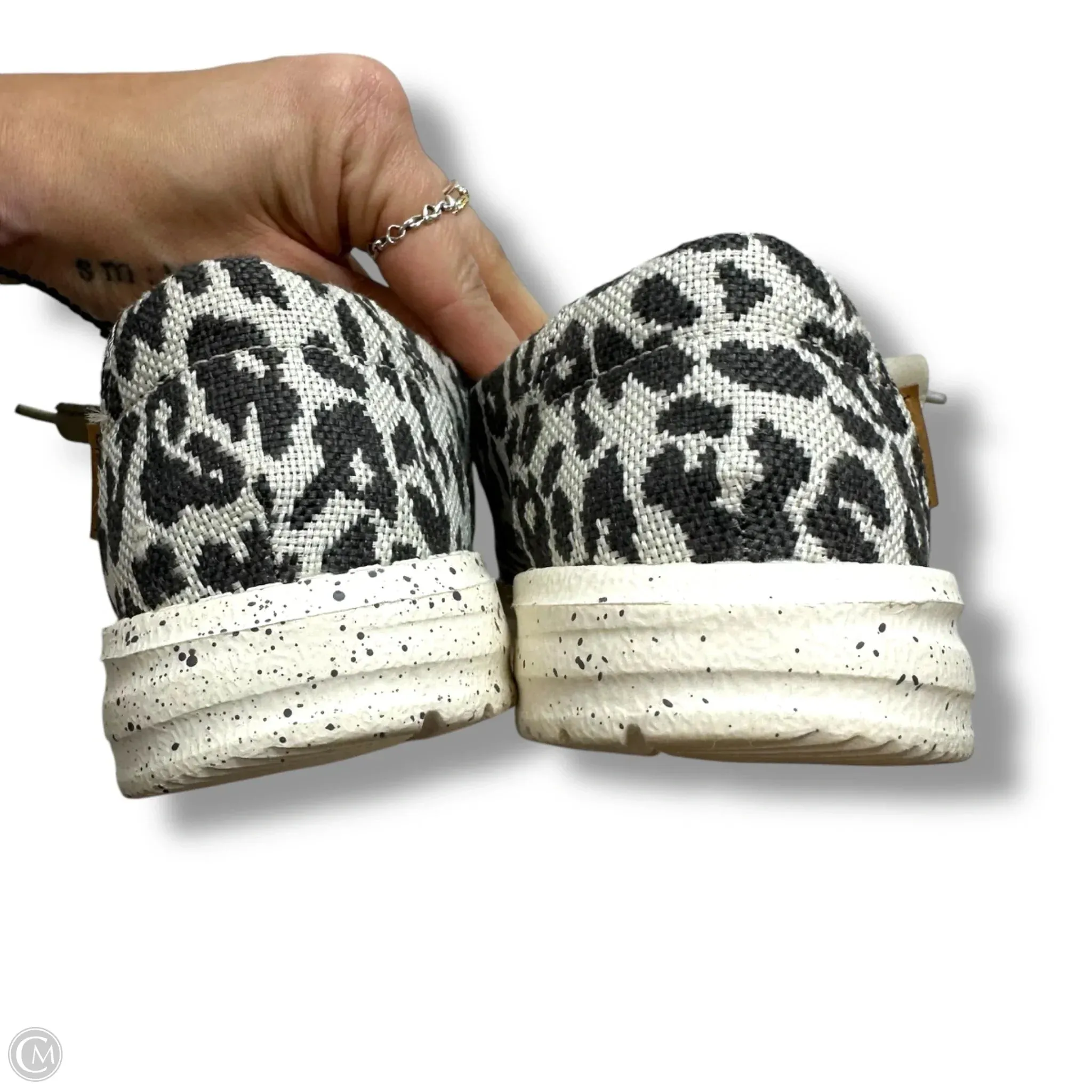 Shoes Flats By Hey Dude In Animal Print, Size: 7