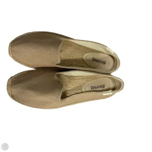Shoes Flats By Soludos In Beige, Size: 8