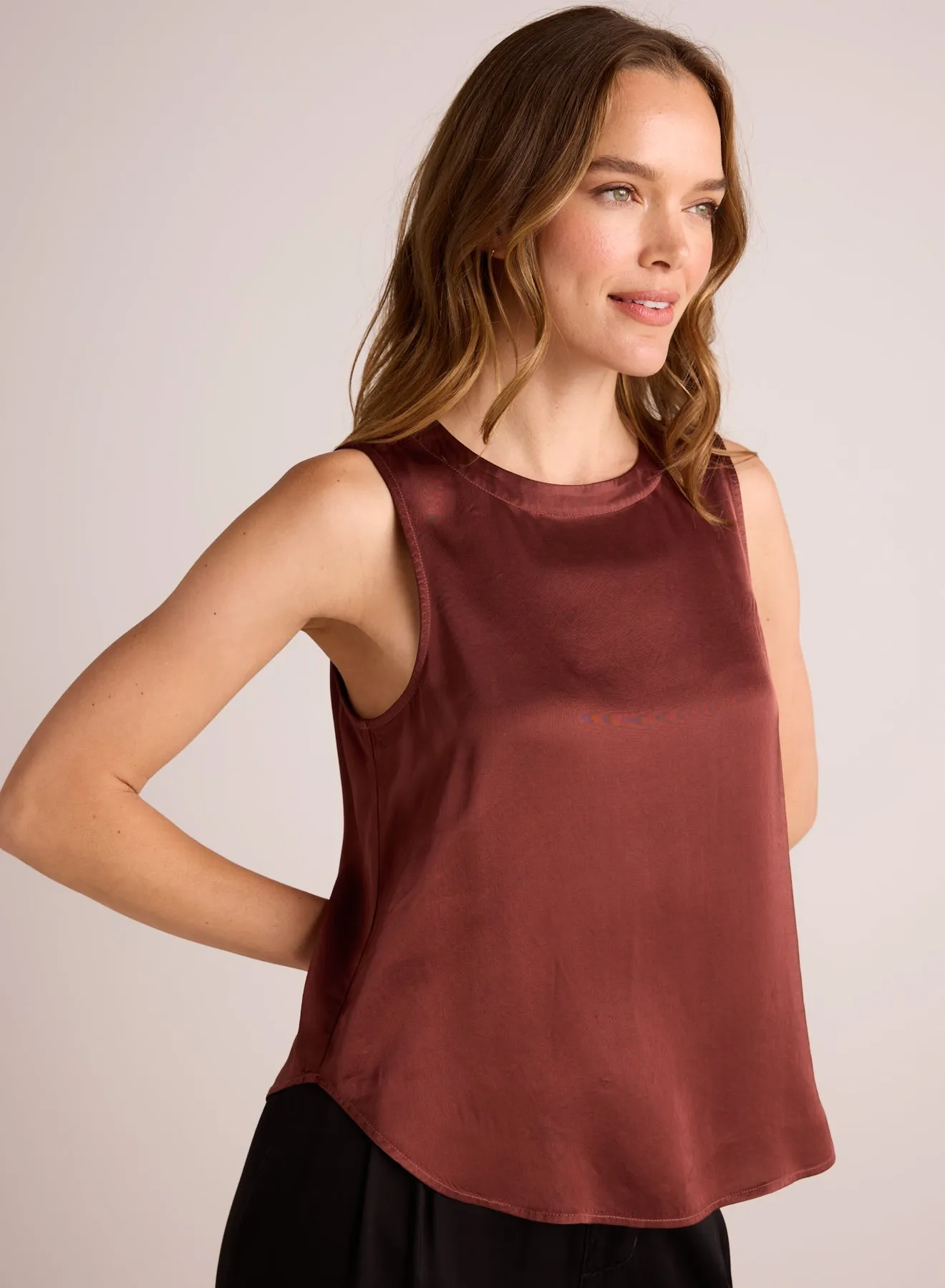 Sleeveless Crew Neck Top - Brandy Wine