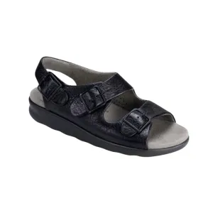 Women's Relaxed - Black (Narrow Width)